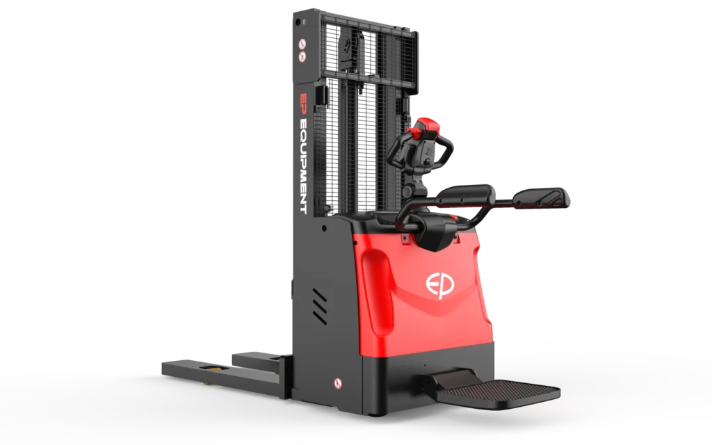 elektrisk staplare med åkplatta